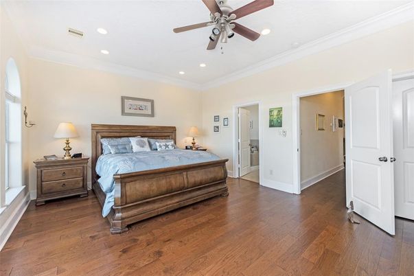 Bedroom, Interior, Recessed Lighting, Wood Texture Flooring