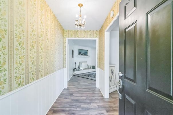 Chandelier, Interior, Wood Texture Flooring