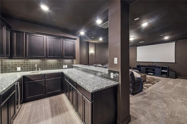 Interior, Projection Screen, Recessed Lighting, Theatre Room