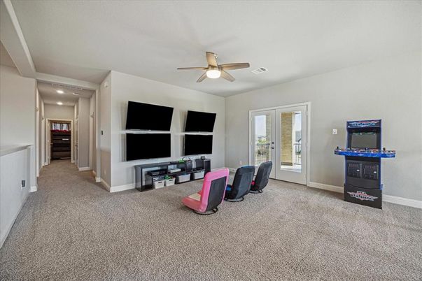 Fitness Equipment, Interior, Recessed Lighting