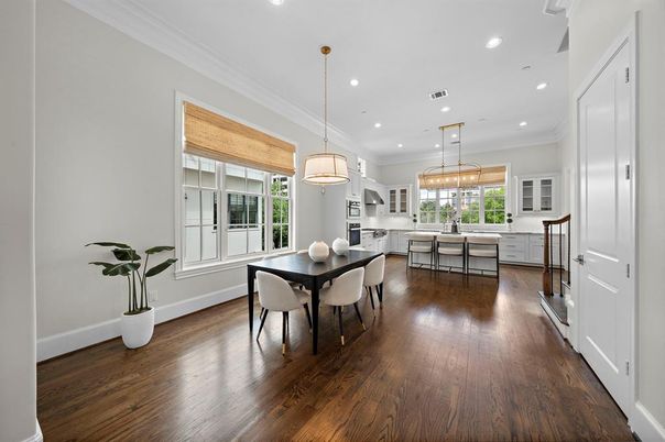 Dining room, Interior, Kitchen, Pendant Lights, Recessed Lighting, Wood Texture Flooring