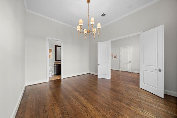 Chandelier, Empty room, Interior, Wood Texture Flooring