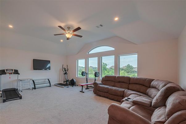 Fitness Equipment, Interior, Living room, Recessed Lighting