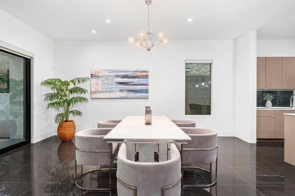 Dining room, Interior, Pendant Lights, Recessed Lighting