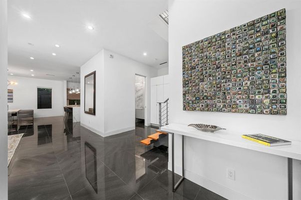 Bathroom, Interior, Pendant Lights, Recessed Lighting
