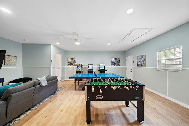 Billiard Table, Game Room, Interior, Recessed Lighting, Wood Texture Flooring