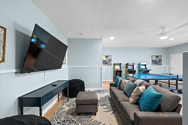 Billiard Table, Game Room, Interior, Recessed Lighting, Wood Texture Flooring