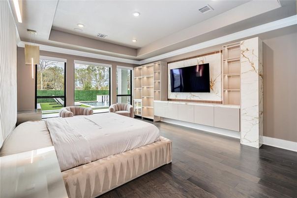Bedroom, Interior, Recessed Lighting, Wood Texture Flooring