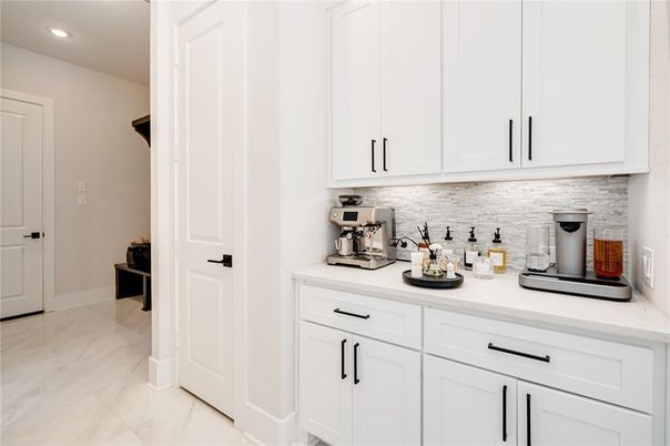 Interior, Kitchen, Marble, Recessed Lighting