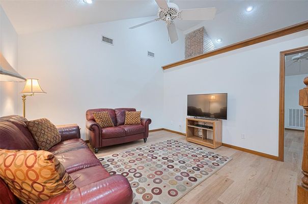 Interior, Living room, Recessed Lighting, Wood Texture Flooring