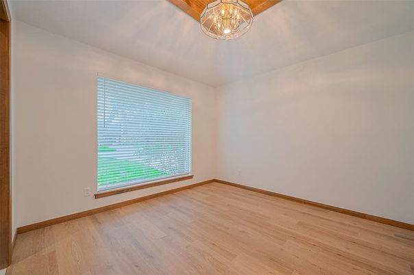 Chandelier, Empty room, Interior, Wood Texture Flooring