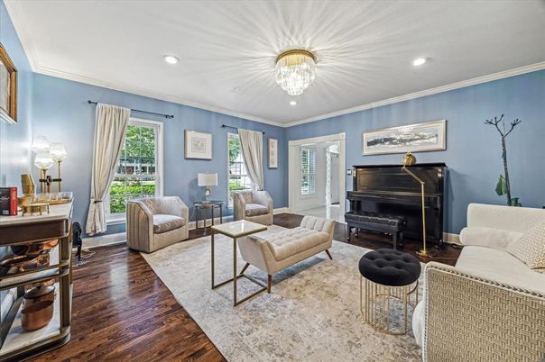 Chandelier, Interior, Living room, Piano, Recessed Lighting, Wood Texture Flooring