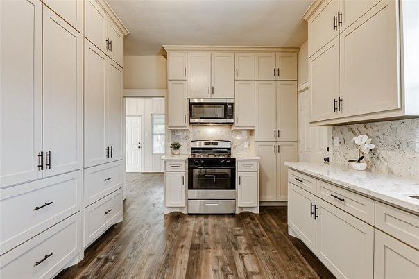 Interior, Kitchen, Stainless Steel Appliances, Wood Texture Flooring