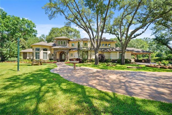 Backyard, Exterior, Facade, Mediterranean