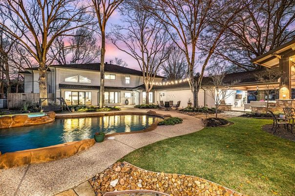 Backyard, Exterior, Pool