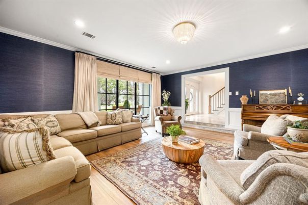 Interior, Living room, Piano, Recessed Lighting, Wood Texture Flooring