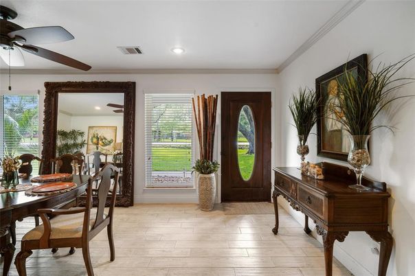 Dining room, Interior, Recessed Lighting, Wood Texture Flooring