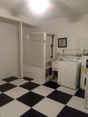 Interior, Washer