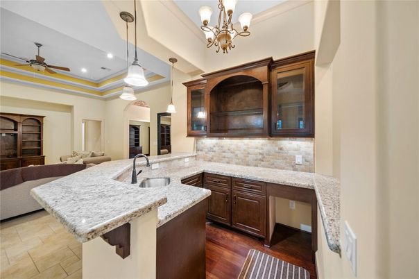 Chandelier, Interior, Kitchen, Living room, Pendant Lights, Recessed Lighting, Wood Texture Flooring