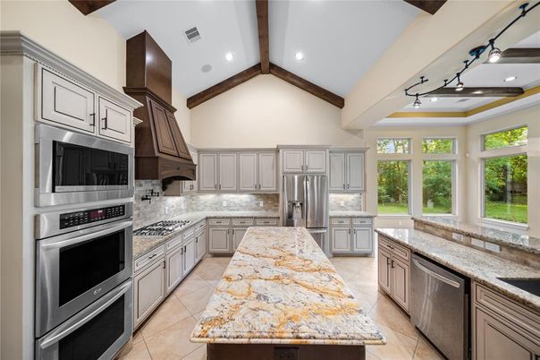 Interior, Kitchen, Recessed Lighting, Stainless Steel Appliances, Wooden Beams