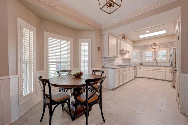 Dining room, Interior, Kitchen, Recessed Lighting