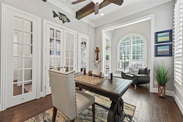 Dining room, Interior, Recessed Lighting, Wooden Beams, Wood Texture Flooring