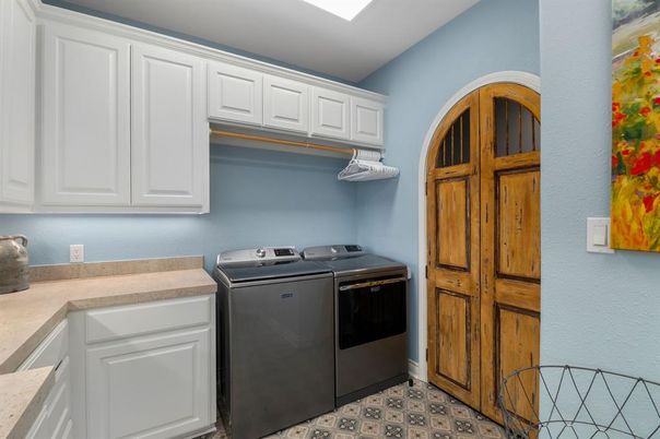Interior, Washer
