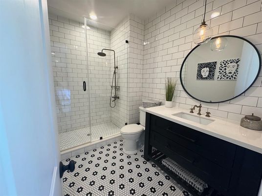 Bathroom, Glass Shower, Interior, Pendant Lights, Recessed Lighting