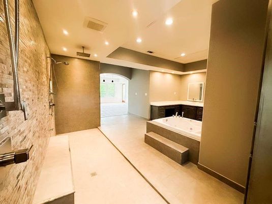 Bathroom, Interior, Recessed Lighting