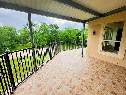 Exterior, Interior, Sun Room