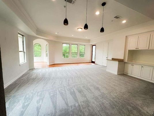 Empty room, Interior, Pendant Lights, Recessed Lighting