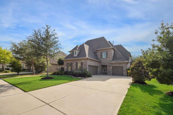 Attached, Exterior, Facade, Brick Facade, French Provincial