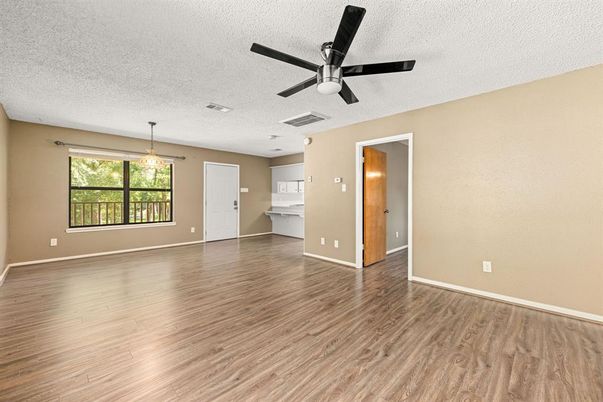 Empty room, Interior, Pendant Lights, Wood Texture Flooring