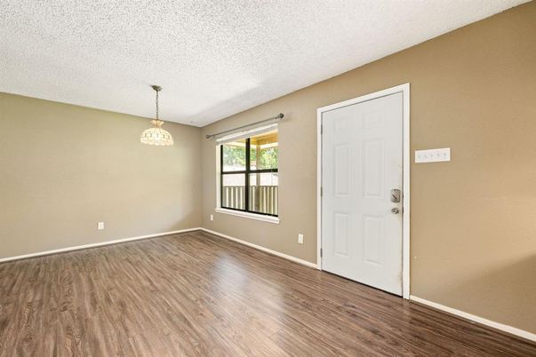 Empty room, Interior, Pendant Lights, Wood Texture Flooring