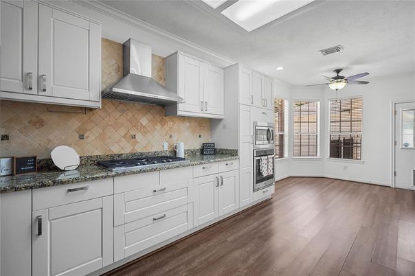 Interior, Kitchen, Recessed Lighting, Wood Texture Flooring