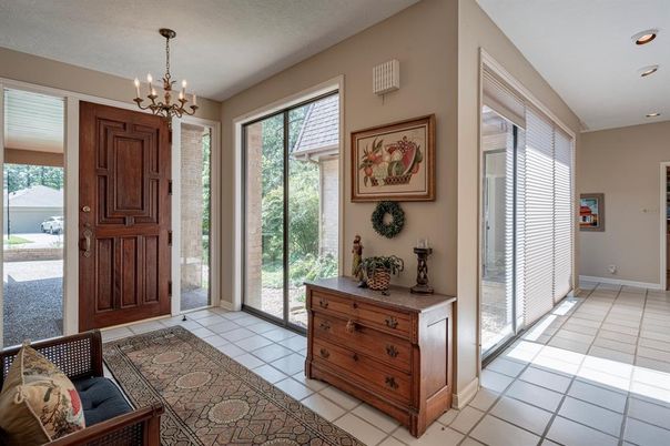 Chandelier, Interior, Recessed Lighting