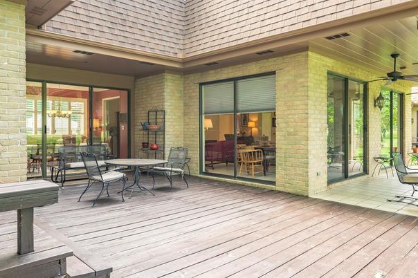 Exterior, Wood Texture Flooring