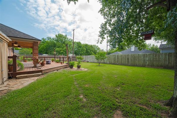 Backyard, Exterior, Hot Tub