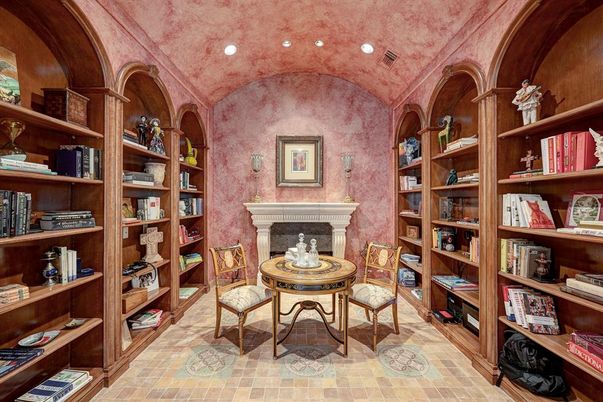 Fireplace, Interior, Recessed Lighting