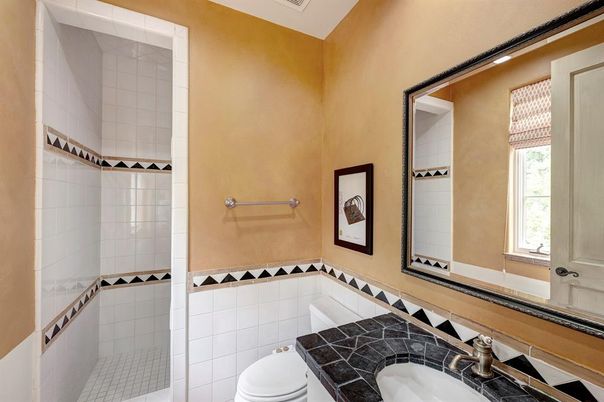 Bathroom, Interior, Tile Countertops