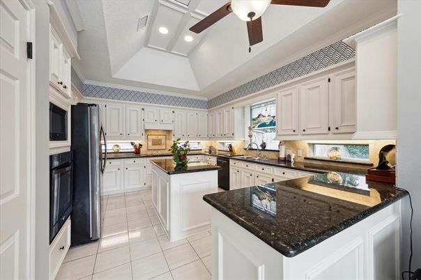 Interior, Kitchen, Recessed Lighting