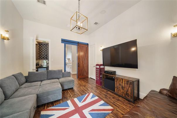 Interior, Living room, Pendant Lights, Wood Texture Flooring