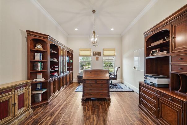 Home Office, Interior, Pendant Lights, Recessed Lighting, Wood Texture Flooring