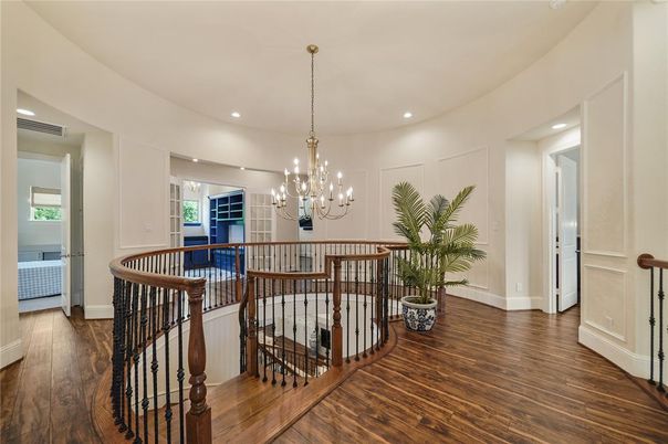 Chandelier, Interior, Recessed Lighting, Wood Texture Flooring