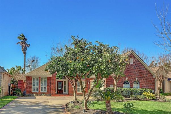 Backyard, Exterior, Facade, Brick Facade, Tudor Revival