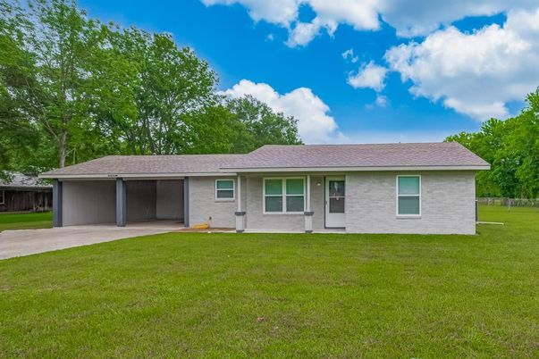 Attached, Backyard, Exterior, Facade, Ranch