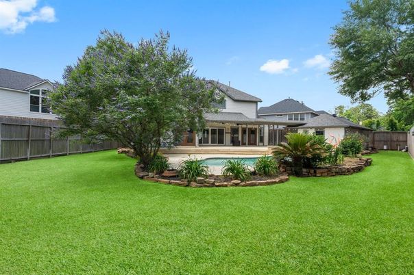 Backyard, Exterior, Pool