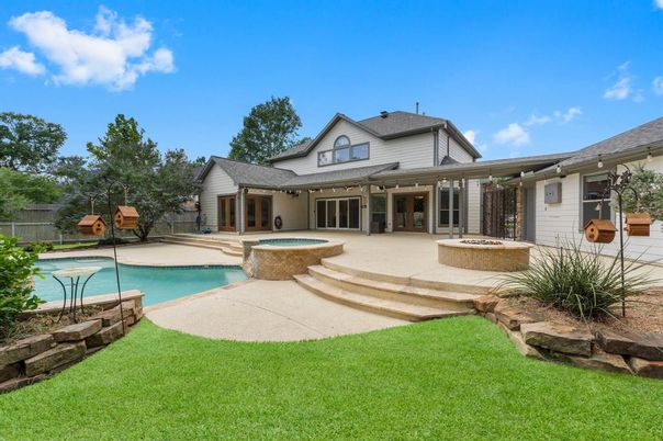 Backyard, Exterior, Pool