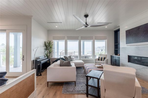 Fireplace, Interior, Living room, Piano, Recessed Lighting, Wood Texture Flooring