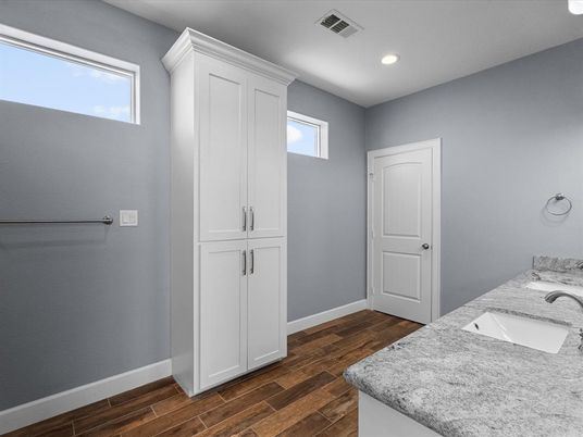 Bathroom, Interior, Recessed Lighting, Wood Texture Flooring